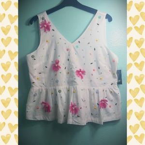 🌸 Crown&Ivy 🌸 XL Shirt